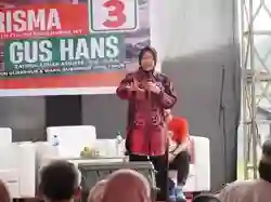 Risma Siap Beri Pelatihan kepada Nelayan: Tidak Perlu Menunggu Saya Menjadi Gubernur